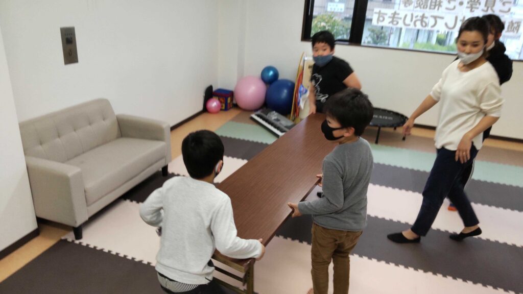 京都府乙訓郡向日市の放課後等デイサービスASTEP（アステップ）ルーティンワーク