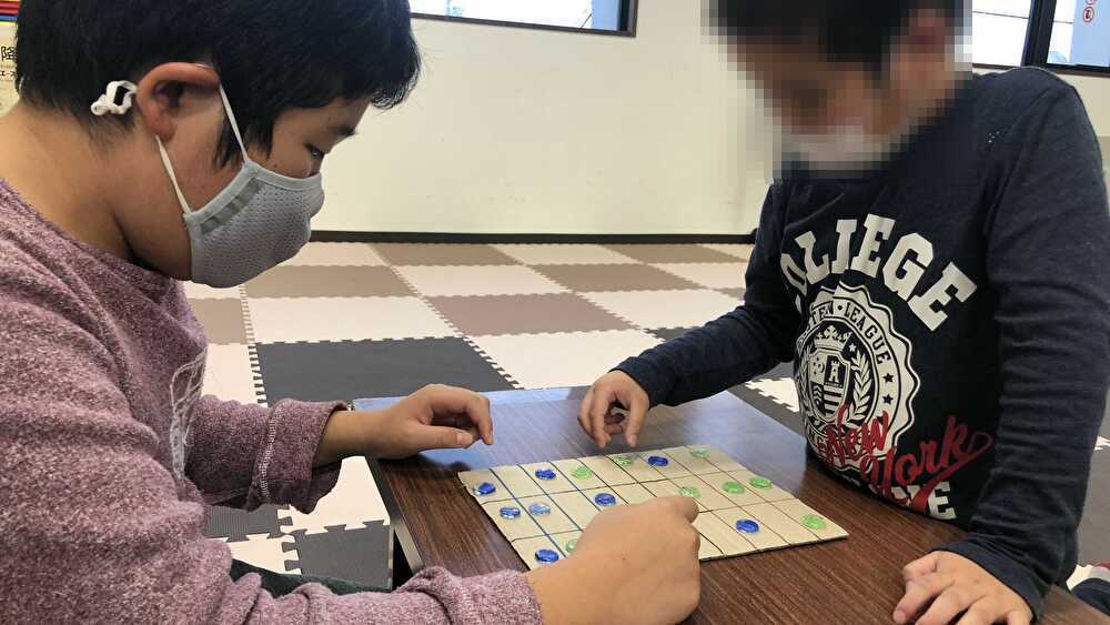 亀跳びゲームの様子と評価